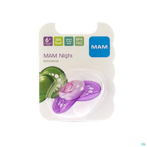Grâce à son bouton phosphorescent, les parents comme les bébés peuvent retrouver la sucette facilement.
Tétine orthodontique.
Disponible avec MAM SkinSoftTM Silicone, pour un taux d’acceptation élevé.
Laisse respirer la peau grâce à ses larges ouvertur