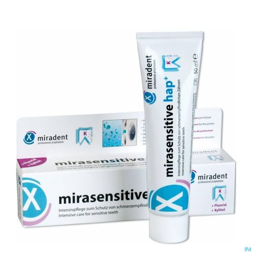 Miradent Mirasensitive Hap+ Dentifrice 50ml Mirasensitive Hap+ pour les dents sensibles
Cela vous connaît-il… ? Vous mordez dans une pomme et… aïe, la douleur transperce vos dents. Vous êtes en train de manger une glace quand tout à coup elle touche vos incisives… vous sauteriez jusqu’au plafond !