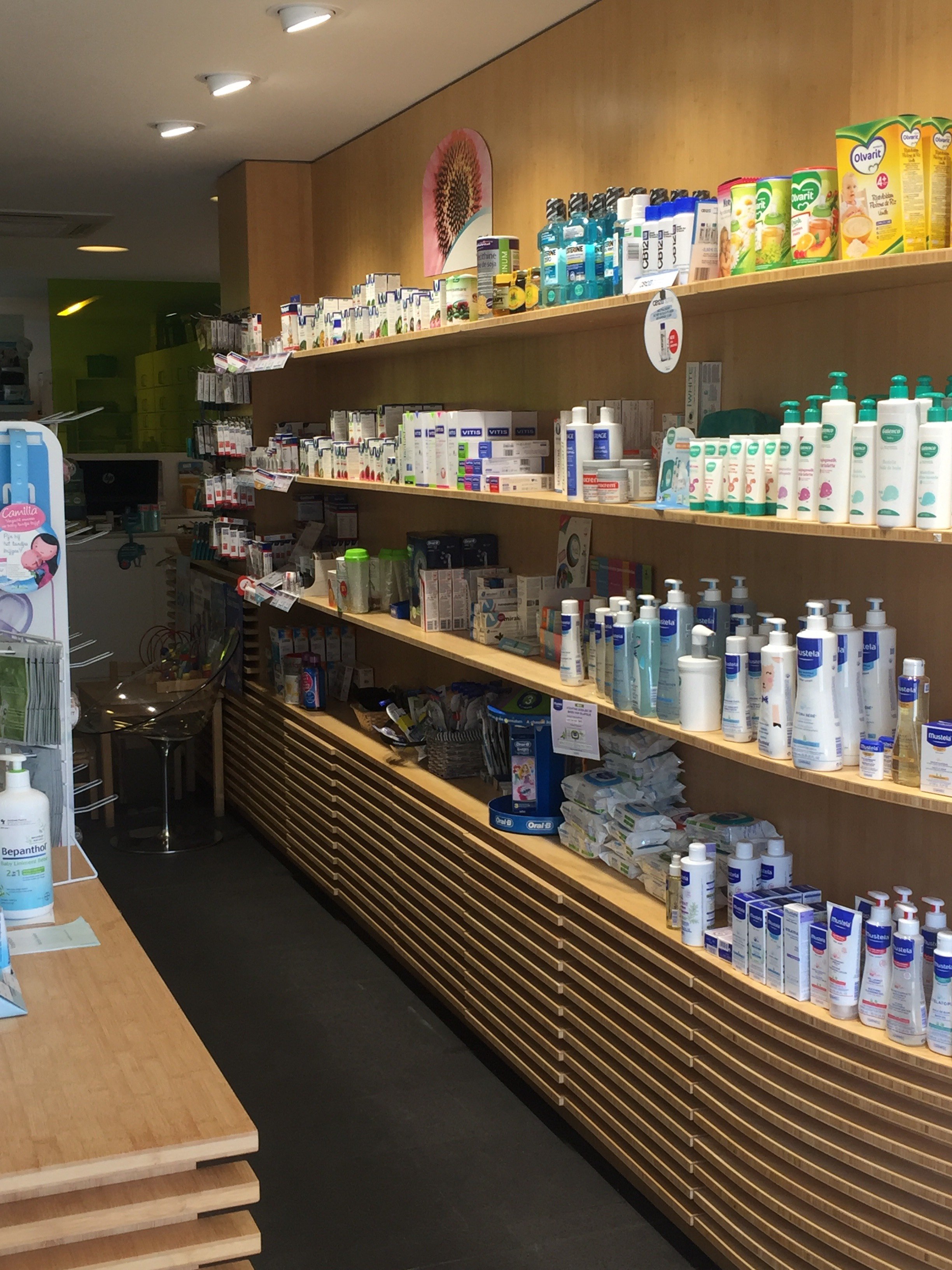 Apotheek Peeters-Petit Apotheek Peeters-Petit gelegen te Maasmechelen.