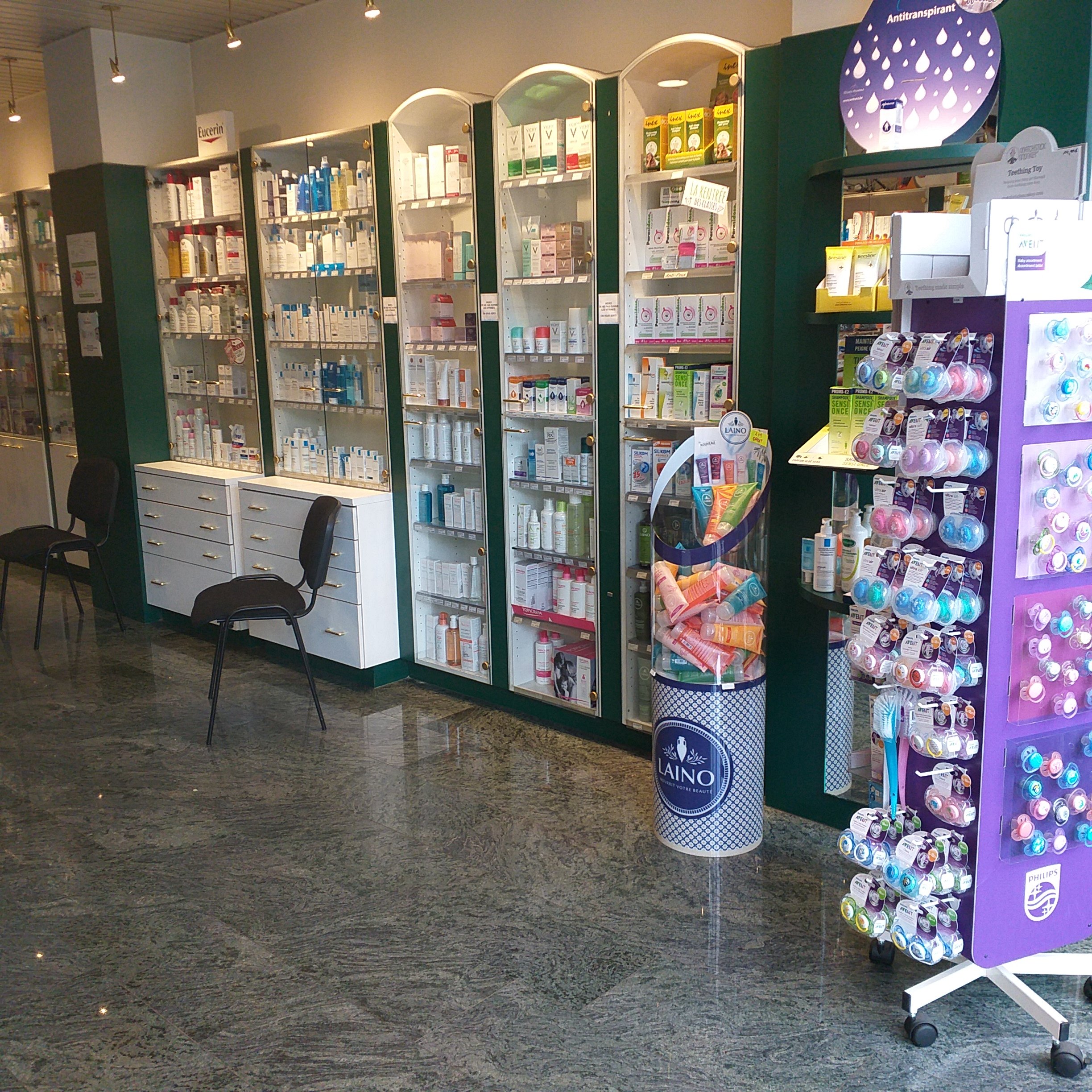 Apotheek/Pharmacie Pharma Force Porte de Hal Apotheek/Pharmacie Pharma Force Porte de Hal gelegen te Sint-Gillis.
